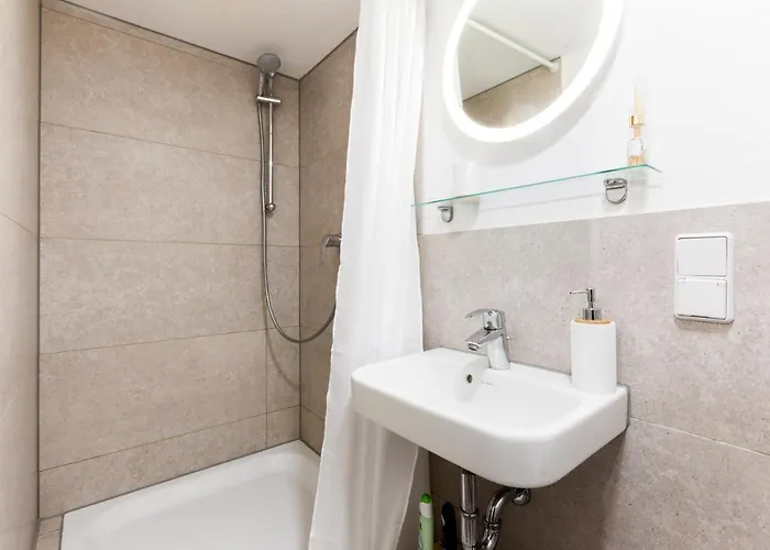 Dr Prenzlauer Berg * برلين